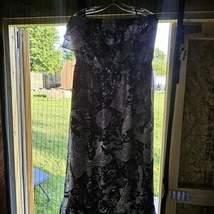 Elegant Black and White Patterned Dress